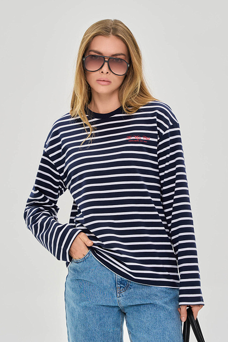 Лонгслив в полоску