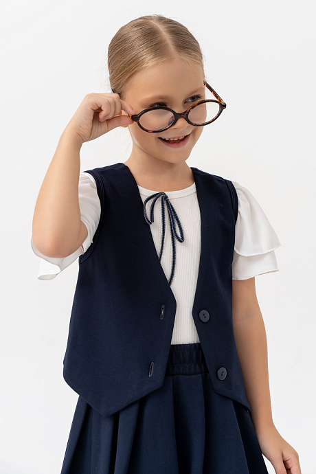 Жилет на пуговицах