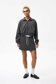 Костюм с юбкой в длине мини