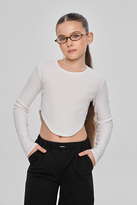 Лонгслив в рубчик с прогнутым низом